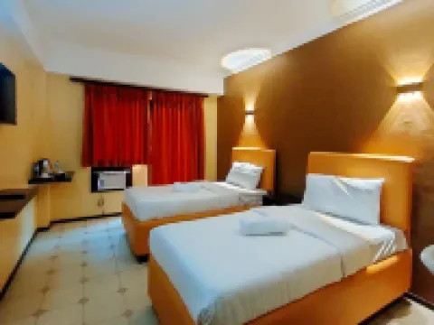 RedDoorz @ Carlton Martin Hotel Masbate City Hotels in Masbate