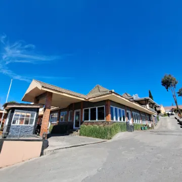 Cemara Indah Hotel Hotels near Mount Bromo