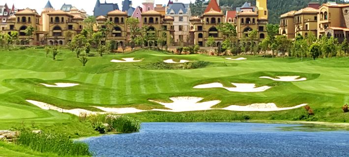 Golden Shining Gulf Hot Spring Resort Hotel Hotels in Qujing