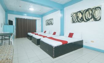 RedDoorz @ La Maria Pension And Tourist Inn