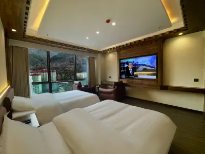 馬爾康羅布林卡酒店