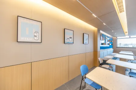 Homeinn · neo (Jiuquan Changxing Market Hantang Food Street) Отели рядом с достопримечательностью «Jiuquan Tianbao Scenic Area»