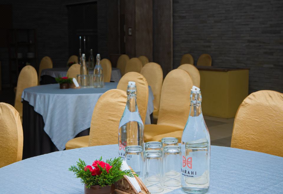 2. 호텔 바라히..