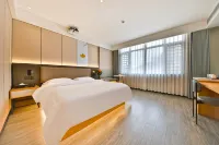 Qingji Hotel (Zhenxiong High-Speed Railway Station) - Park Yeri