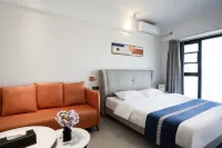 Jinxi Hotel (Xinyang Hexie Square Railway Station)