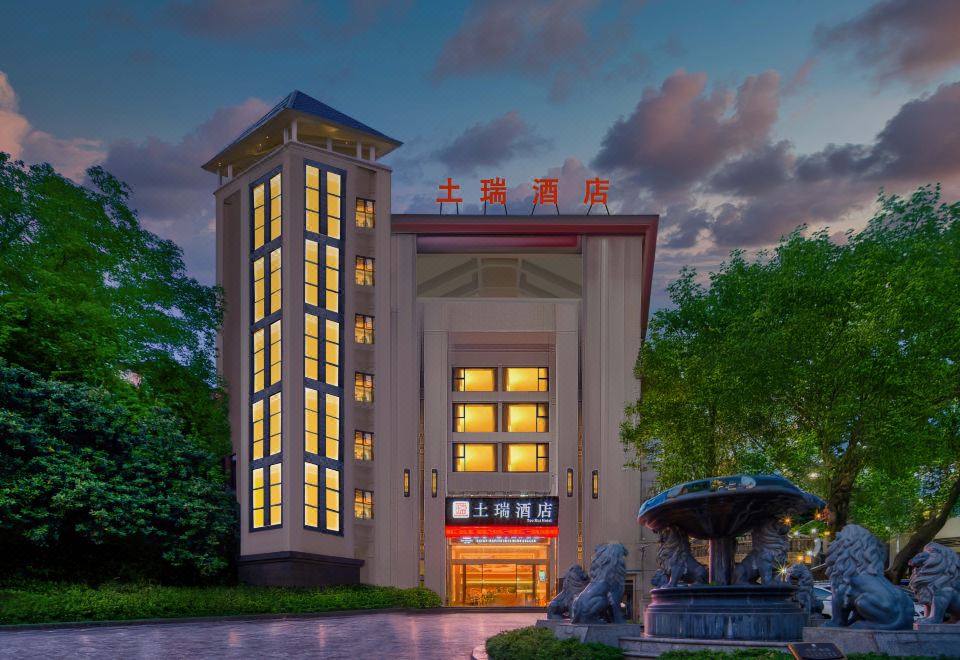 hotel overview picture