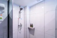 Yuecheng Business Motel