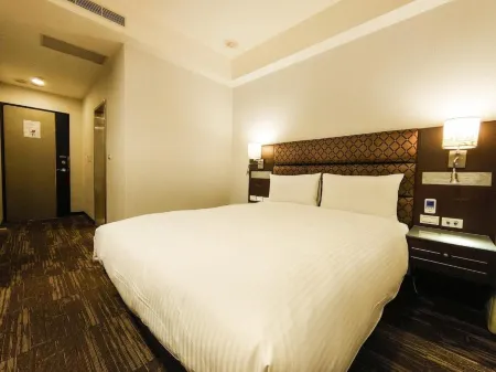 Hub Hotel Banqiao Station