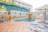 Captain's Hotel