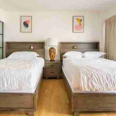City & Palm View Oceanfront Bliss w/ Free Parking Rooms