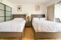 City & Palm View Oceanfront Bliss w/ Free Parking - Alojamientos