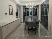 Haohan Homestay (Ulanqab Victoria Plaza)