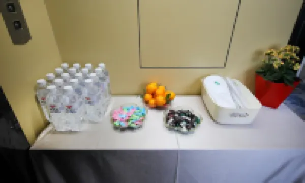 致馨梔子花開酒店（鍾祥承天西路店）