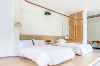 Moonlight Mountain Lodge Hotel a Daxin