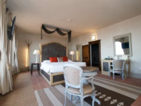 聖吉歐瓦尼度假酒店 薩盧佐酒店