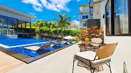 Pinnacle Boracay Отели рядом с достопримечательностью «Пятница Бич»