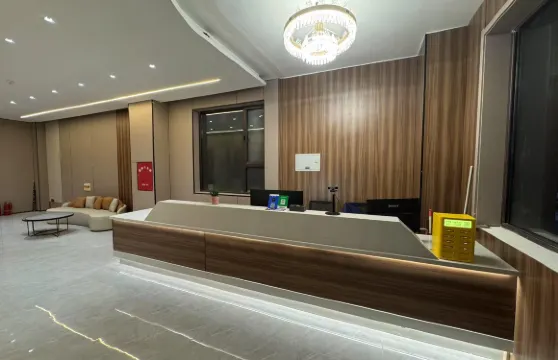 賽官房民宿（賽里木湖東門遊客中心店）