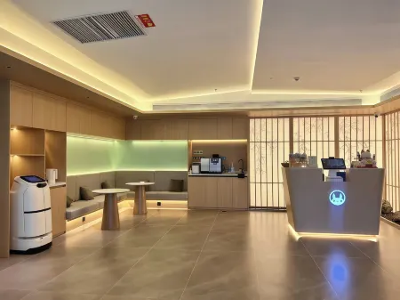 Dragon Cat Elf YOUNG • IS • DIFFERENT Design Hotel Отели рядом с достопримечательностью «Bijiashan Park»