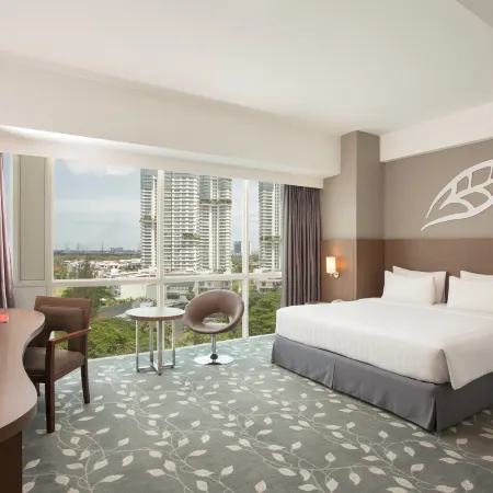 Swiss-Belinn Kemayoran Отели рядом с достопримечательностью «Торговый центр Sunter Mall»
