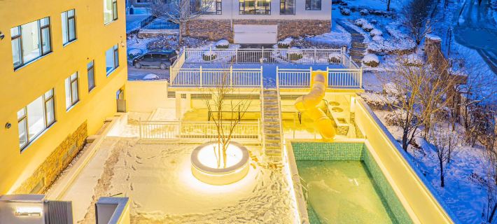 The Hot Spring Villa in the Valley Hotels in Gaizhou