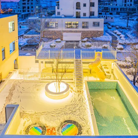 The Hot Spring Villa in the Valley