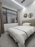 Wumeng Grass Plain Zhuli Renjia Homestay - พร้อมระเบียง