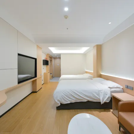 Tianhe Express Hotel (Shenyang Middle Street Forbidden City)