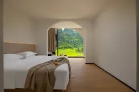 GuYu · Mountain View Hotel - balcony