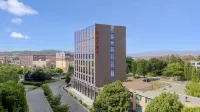 Chengzhi Grand Hotel Hotels near Guizhou Wildlife Park