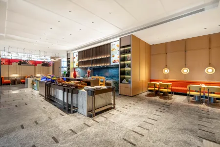 Aisiyi Hotel (Tianhan Wetland Park Branch) Отели рядом с достопримечательностью «Hanzhong Gymnasium»