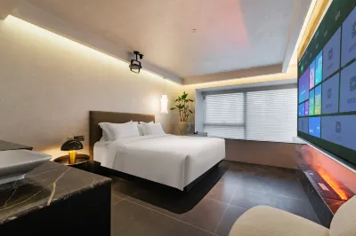 Kunming Luju Yunshe Resort Hotel 관두 금강탑 주변 호텔