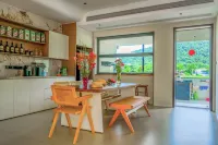 Yangu Slow Time Designer Architectural Boutique Stay (OMG Heartbeat Park) - bar