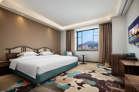 Luanchuan Time Story Hotel Отели рядом с достопримечательностью «Ji Guan Cave»