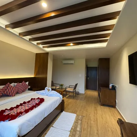 Royal Tiger Luxury Resort