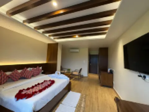 Royal Tiger Luxury Resort
