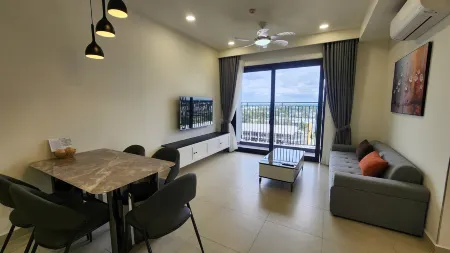 Homie's The Glory Apartment