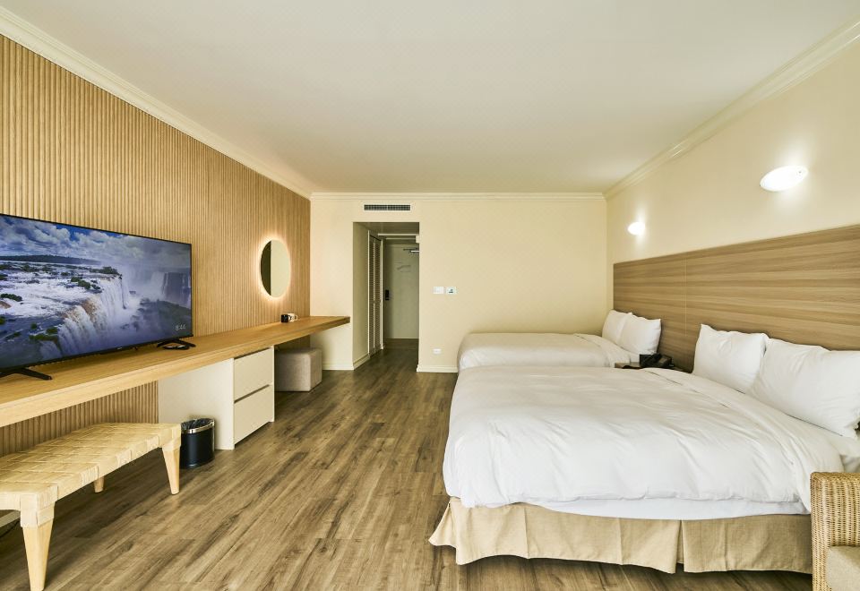 파이니스트 괌 부대시설