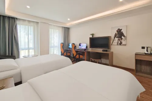 Nature E-sports Hotel (Jiaxing Wanda Plaza)