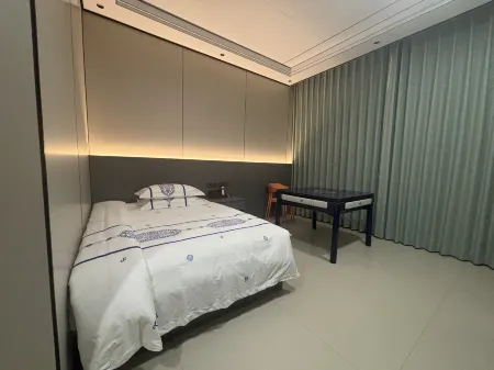 Huanjiang Dongxing Hotel