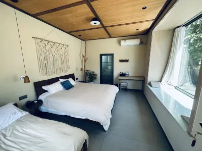 Shanhaijing Homestay (Jinhai Lake Scenic Area) Các khách sạn gần Jinhaihu