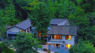 Pema Qingcheng Hotel Hotels near Laojun Temple