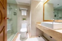 MAX電競酒店（寶龍廣場店） 鄰近鶴翔公園的酒店