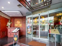 Scala Hostel Hotels near Yaowarat