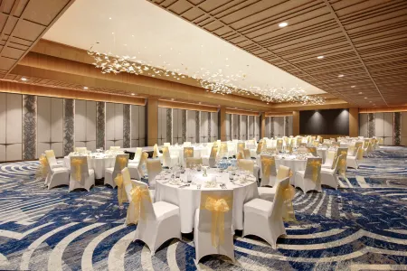 Mercure Berau Отели рядом с достопримечательностью «Парагола Батумианг»