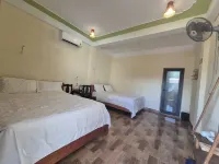 Phong Nha Ecolodge Homestay & Tours - Mountain View Hotels in Bo Trach District