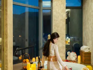 Yixing Bamboo Sea Suiyuan Valley Hotel
