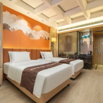 Yunqili Hotel (Chibi North Station)