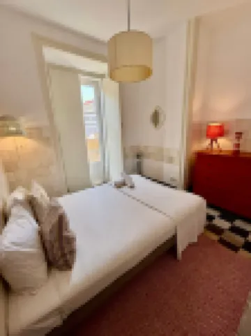 ザ カラー ホステル