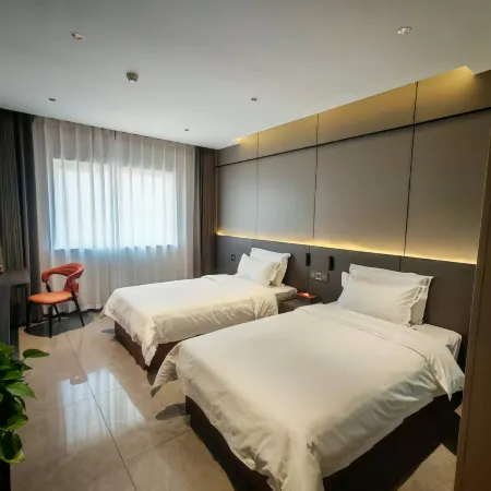 Panjin Ruixi Grand Hotel(Wanda Plaza Branch)
