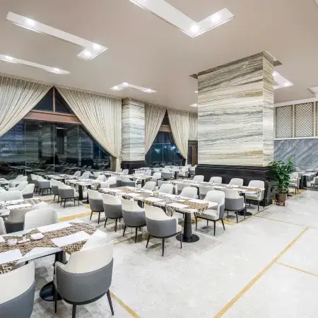 Miraton Hotel Отели рядом с достопримечательностью «Железнодорожная станция Чанпин»